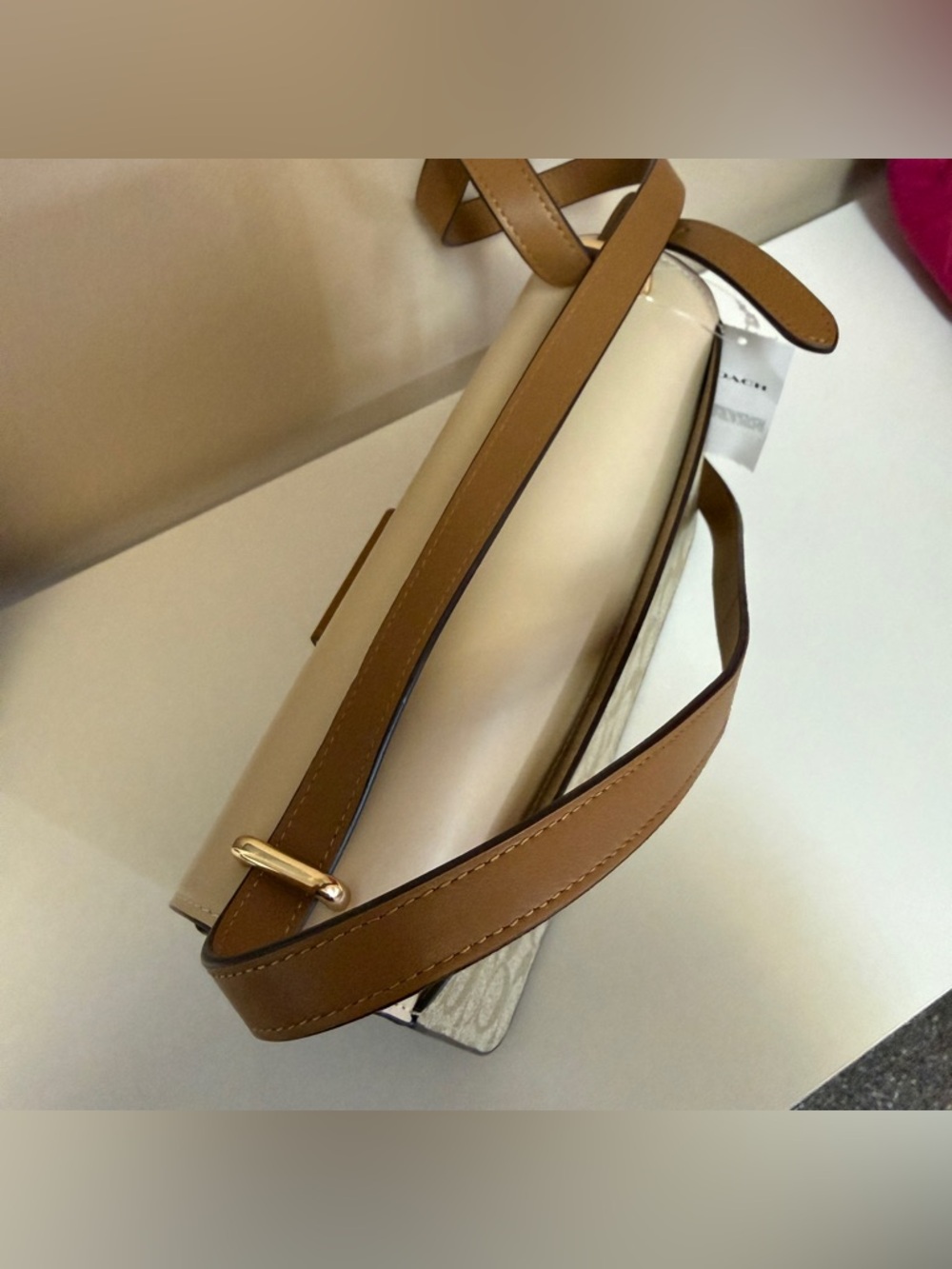 Coach CR331 SIG BLCK MORG LG XBO - Picture 7 of 15